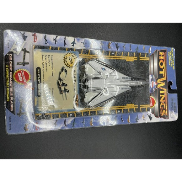HOT WINGS F-14 TOMCAT 2004 JUST THINK TOYS RUNWAY CAR MILITARY SER 14126 - Picture 4 of 4